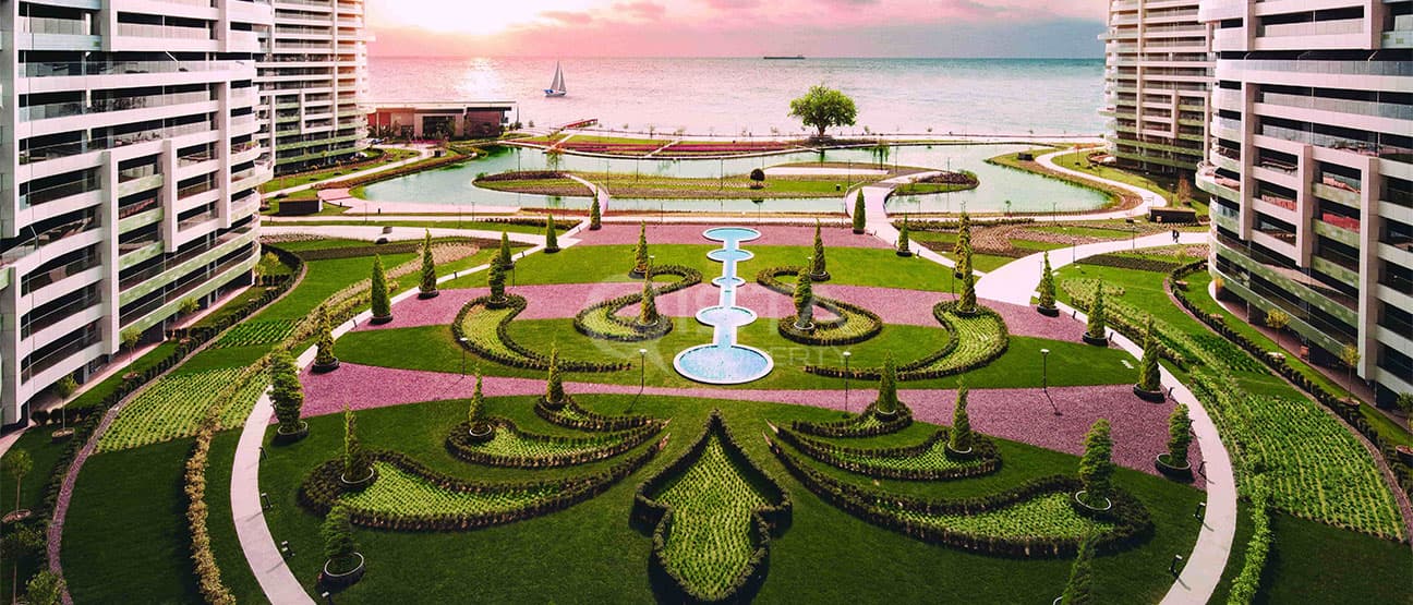 Exclusive Residential Opportunity in Istanbul Atakoy Area image 2